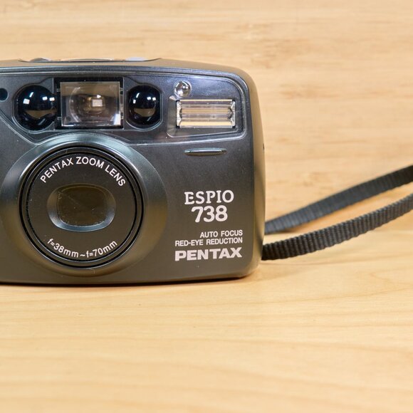 Pentax Espio 738 Point and Shot 35mm Film Camera, Pentax Zoom Lens 38-70mm - Picture 2 of 8
